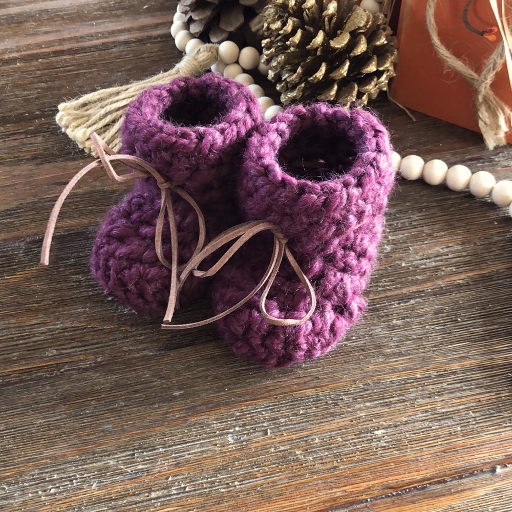 (2 for $45) Baby Booties - Made to Order - 0-6 months